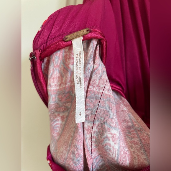 Free People Silk Like Printed Boho Jumpsuit Size 4 - Picture 8 of 9